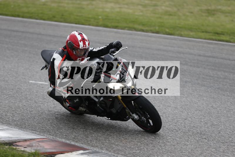 /Archiv-2025/10 23.04.2025 Cornu Master School ADR/rot-rouge/24